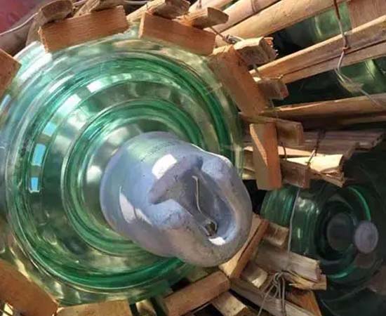 防污型悬式玻璃绝缘子10